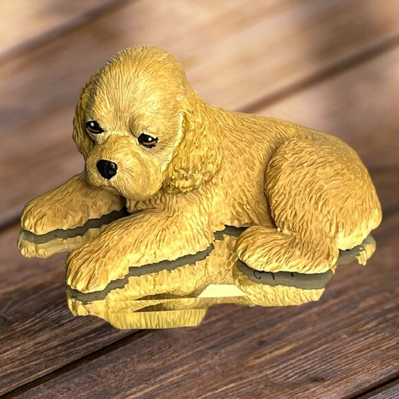 Vintage Cocker Spaniel Hand Painted Dog Figurine Signed USA Made - Picture 1 of 6